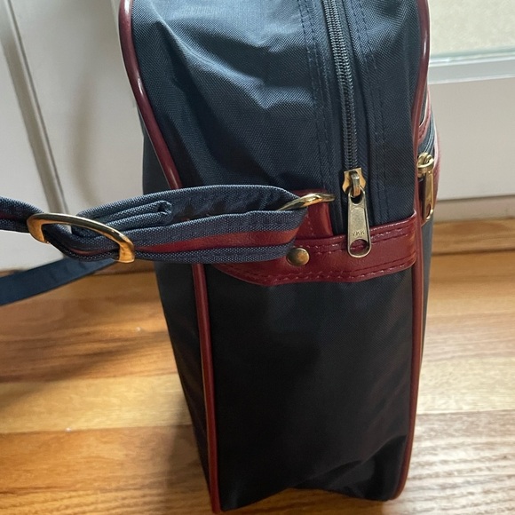 Vintage, Pristine Samsonite Crossbody - Picture 3 of 5